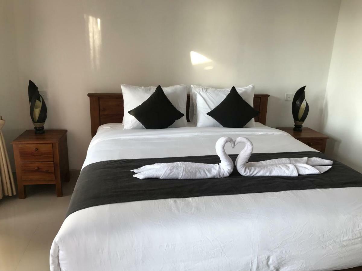 Raka & Rai Homestay Canggu Extérieur photo